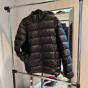 Woman's TNA “The Little Puff” black puffer jacket